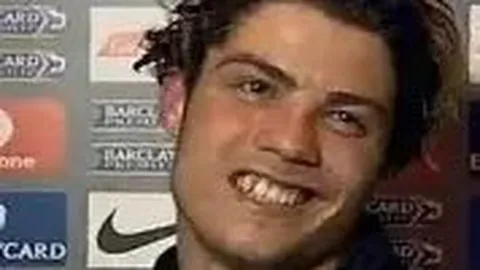 拜仁对弗莱堡大胜，格雷茨卡称球队未遇险境！